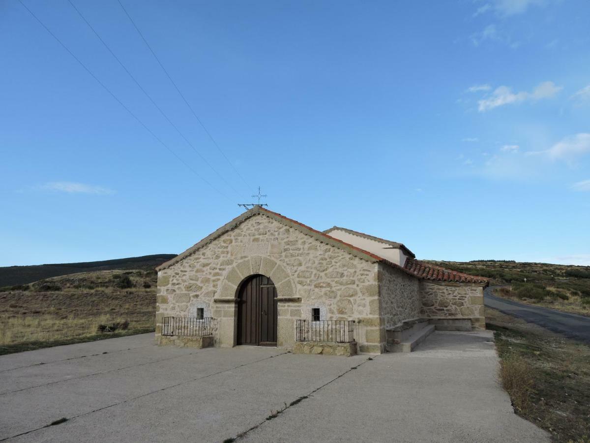 Casa Sierra De Gredos Guest House Navasequilla Exterior foto